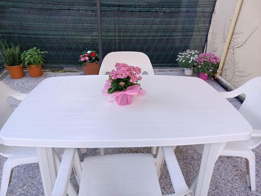 La Casa Di Lila - Appartamento Con Ingresso Indipendente E Spazio Esterno ราปาลโล ภายนอก รูปภาพ