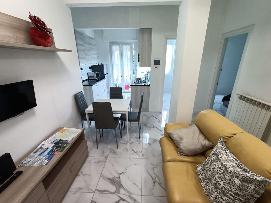 La Casa Di Lila - Appartamento Con Ingresso Indipendente E Spazio Esterno ราปาลโล ภายนอก รูปภาพ